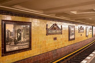 Yellow wall tiles, Fehrbelliner Platz underground station