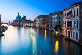 Sunrise on the Grand Canal seen from the Ponte dell' Accademia