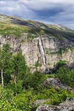Mountain view of Aurstaupet waterfall