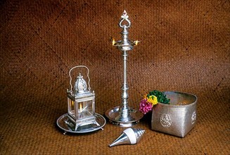 Silver articles reflect the splendid workmanship of the Chettinad Silversmiths used in Nattukottai Chettiars Nagarathar wedding