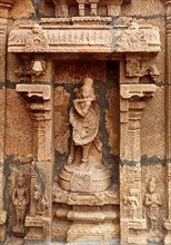 Bas reliefes in Hindu temple. Sri Ranganathaswamy Temple. Tiruchirappalli