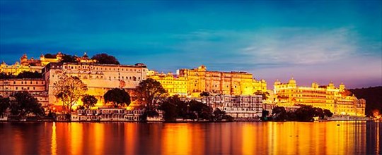 Vintage retro effect filtered hipster style image of panorama of famous romantic luxury Rajasthan indian tourist landmark