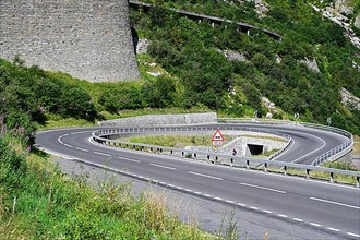 Gotthard Pass road