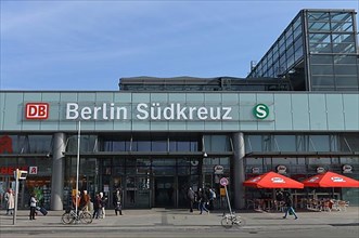 Suedkreuz station