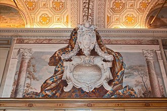 Ceiling painting with coat of arms of Pope Urban VIII