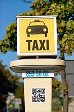 Taxi column