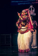 Minukku radiant character the female characters are also performed by men in Kathakali dance