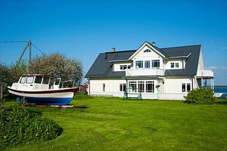House and boat