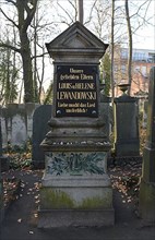 Grave Louis Lewandowski