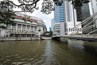 Cavenagh Bridge