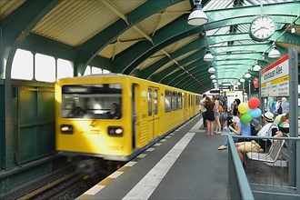 Schoenhauser Allee train station