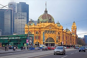 Melbourne Visitor Centre and Flinders Street Station