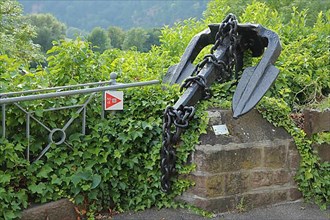 Stick anchor with anchor chain as decoration in Neckarsteinach