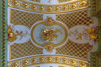 Ceiling vault with gilded ornaments in the Gallery Hall of the Picture Gallery in Sanssouci