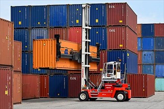 Container stacker