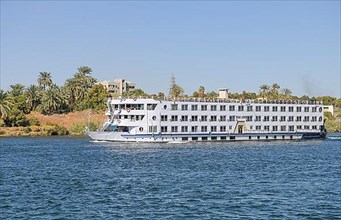 Cruise ship Nile Azur