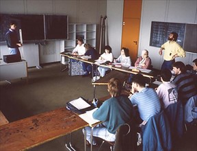 Hagen. Teaching at a comprehensive school ca. 1990