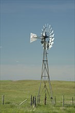 Windpump to supply water for cattle on prairie