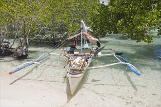 Outrigger fishing boats