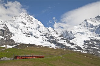 Jungfrau Railway train from Kleine Scheidegg towards Jungfraujoch