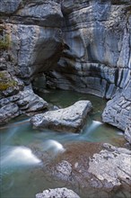 Stream in Maligne Canyon
