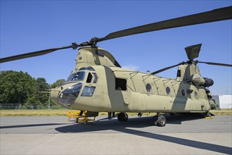 H-47 Chinook helicopter of the U. S. Airforce