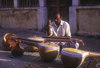 Veena making in Thanjavur
