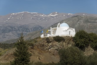 Church of Profitis Ilias north of Mantres