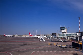 Handling Turkish and Austrian Airlines at Catania-Fontanarossa Airport
