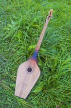 Panduri string instrument