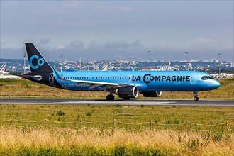 A La Compagnie Airbus A321neo aircraft with registration F-HBUZ at Paris Orly Airport