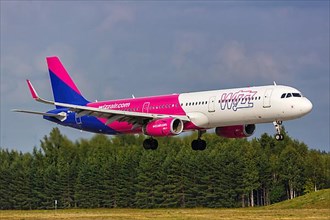 A Wizzair Airbus A321 aircraft with registration number HA-LTJ at Oslo Gardermoen Airport