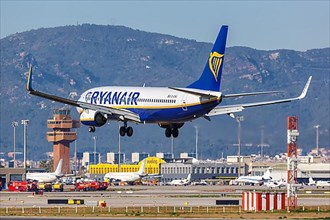 A Ryanair Boeing 737-800 with registration EI-DHG at Barcelona Airport