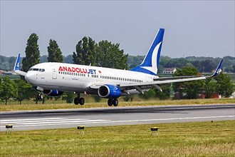 An AnadoluJet Boeing 737-800 aircraft with registration TC-JFE at Brussels Airport
