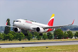 An Iberia Airbus A320neo aircraft with registration number EC-NTI at Brussels Airport