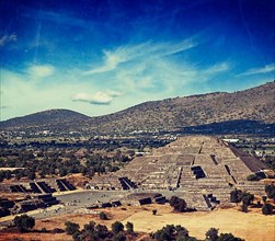 Vintage retro hipster style travel image of famous Mexico landmark tourist attraction