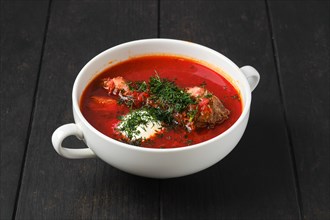 Hot tomato soup with beef rib