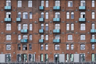 Flats and cafes in the former warehouses of the Speicherstadt