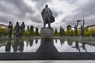 Lenin statue on Leninsquare