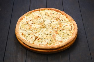 Classic pizza with dorblu cheese