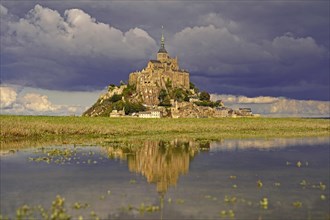 Light atmosphere with reflection at Le Mont-Saint-Michel