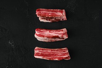 Top view of raw beef short ribs