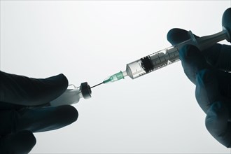 Doctor preparing vaccinate