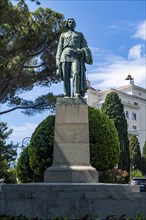 Maxim Gorky statue