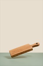 Levitating wooden cutting board