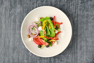 Plate of salad with vegetables
