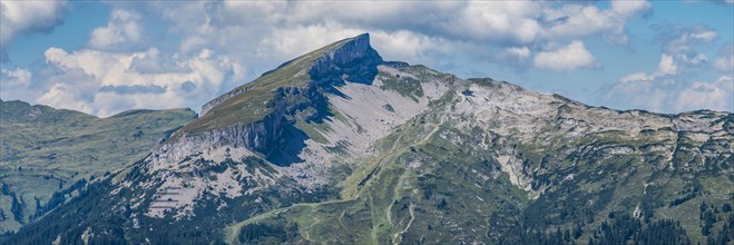 Mountain panorama from the Walser Hammerspitze