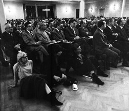 The Congress Emergency of Democracy was a first significant manifestation of trade unions and other democratic forces against the emergency laws on 30. 10. 1966 at the Roemer in Frankfurt/M
