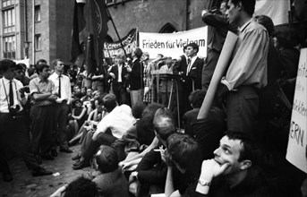 Congress of the student organisation SDS Sozialisischer Deutscher Studentenbund at the University of Frankfurt/M. on 22. 5. 1966