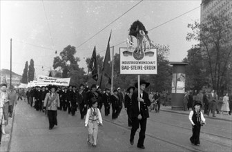 The traditional 1 May 1958 parade of the DGB. here in Hanover